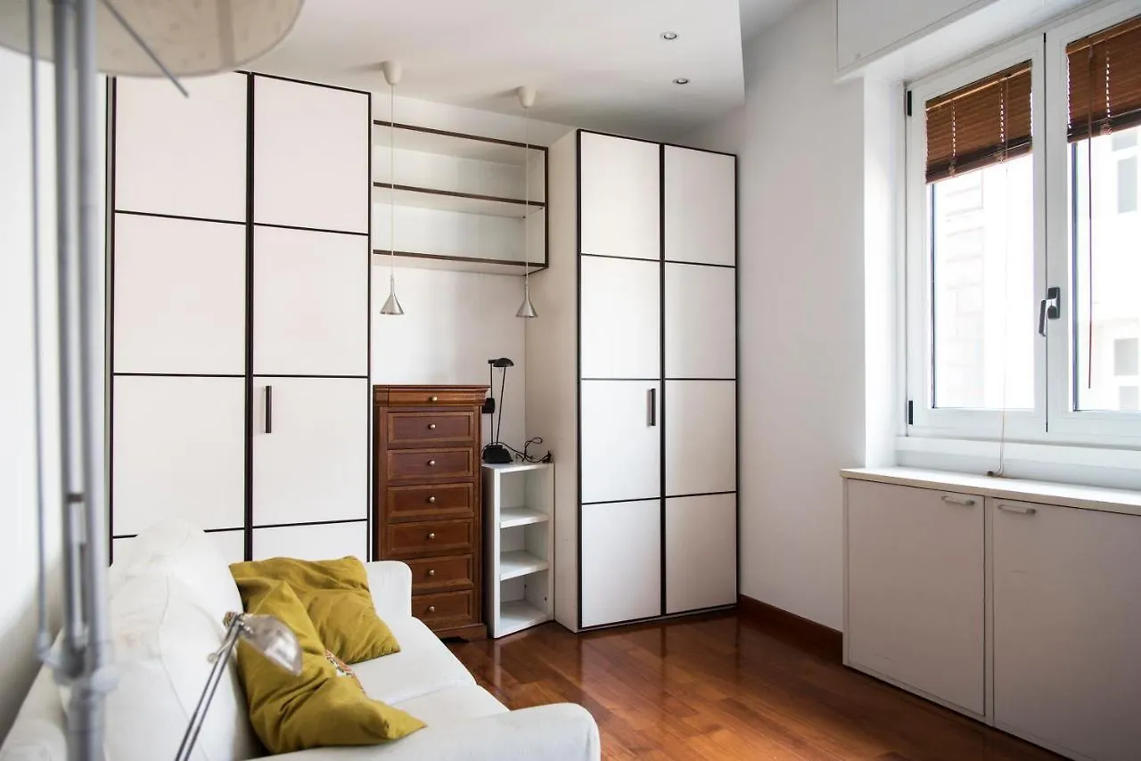 Apartment Youhosty - Brocchi 24 Milan Italy